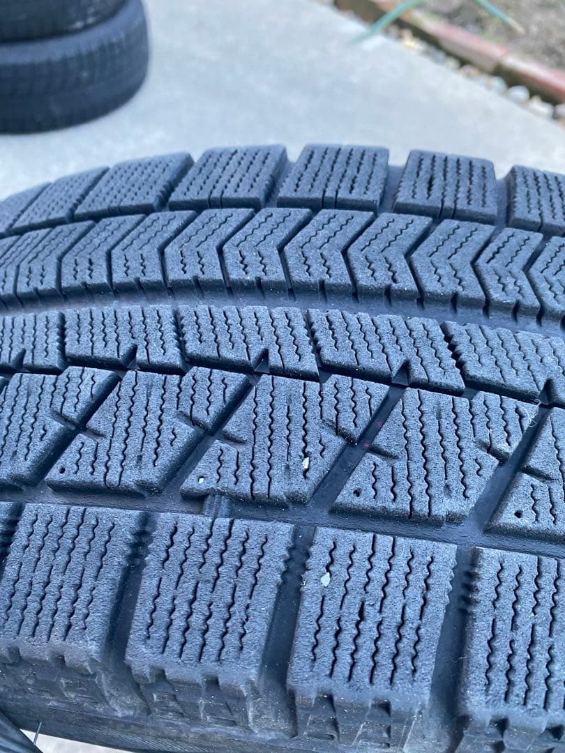 185/65R15 ブリザックVRX 2016年製