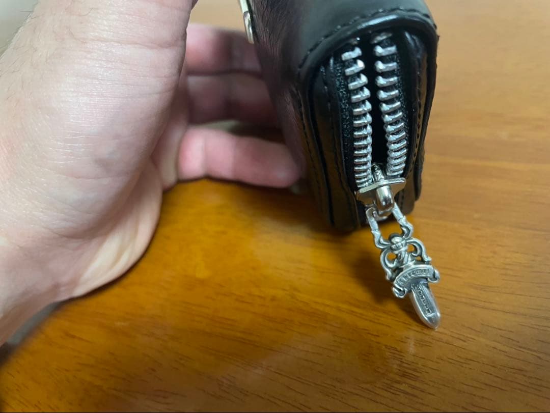 chrome hearts/クロムハーツ ラウンドジップ レザーケース