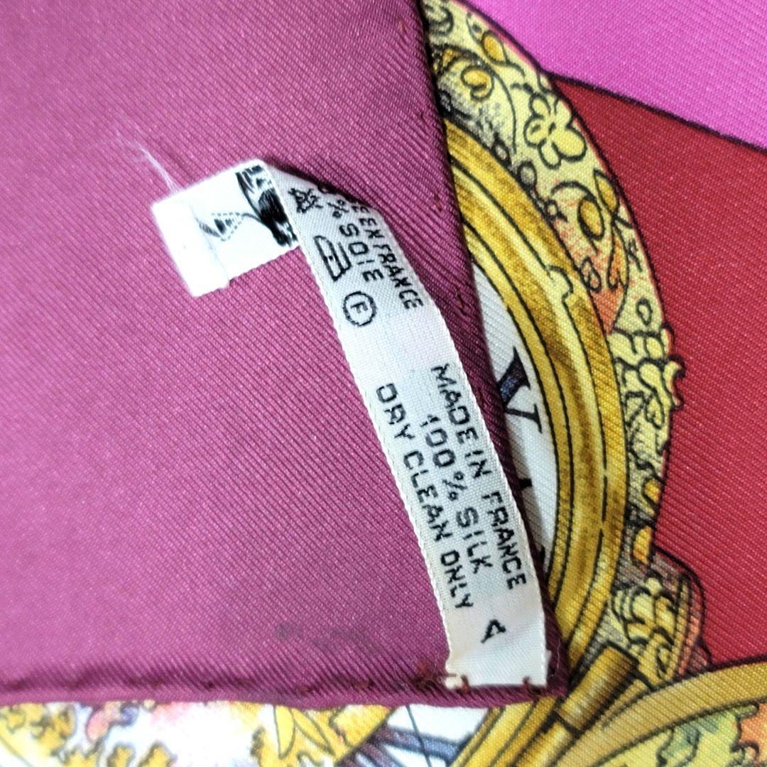 美品 エルメス カレ90 花の中で過ごす時間 シルク スカーフ 箱付き