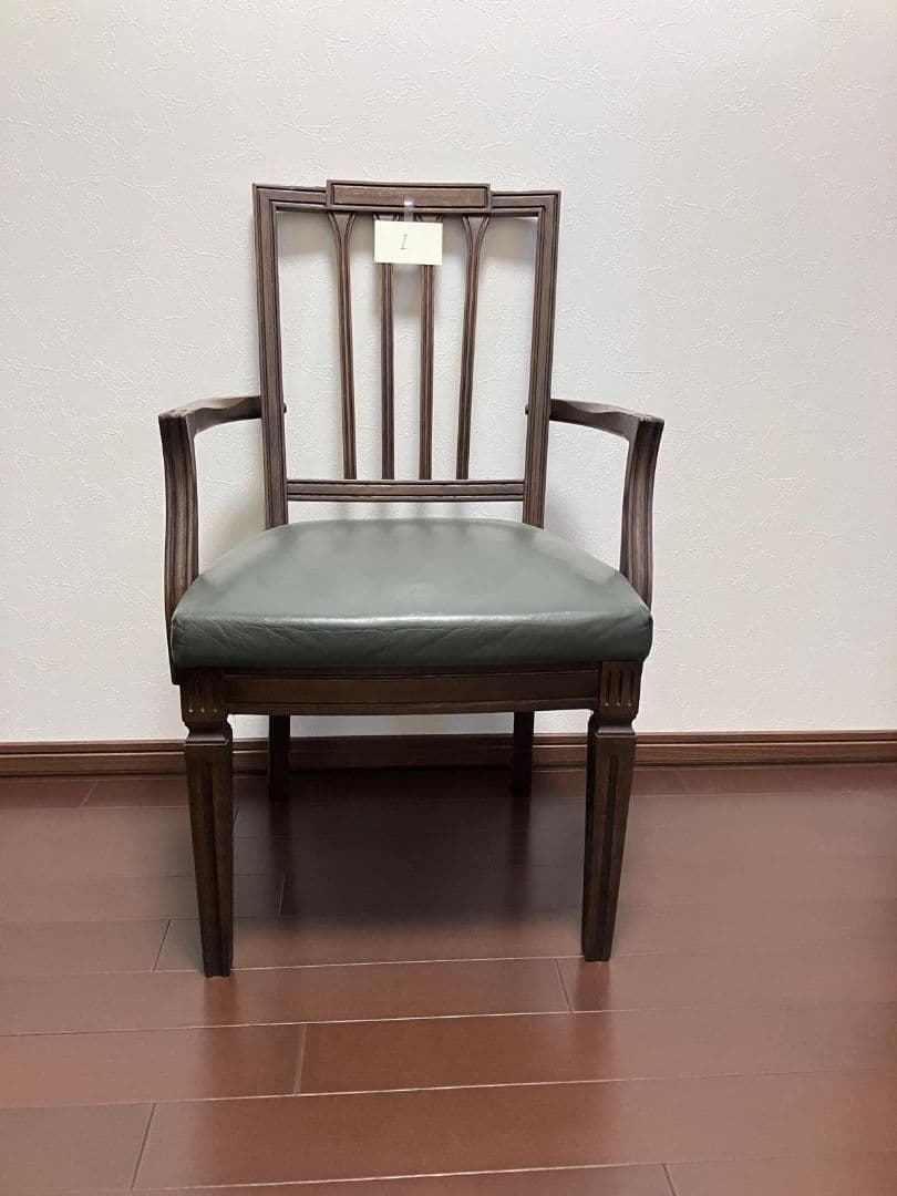 カリモク Domani ダイニングチェア１