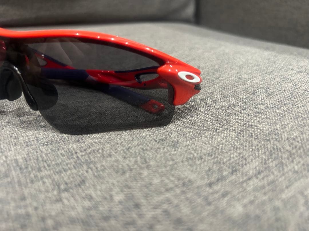 Oakley オークリー　RADARLOCK レーダーロック レッド/ブラック