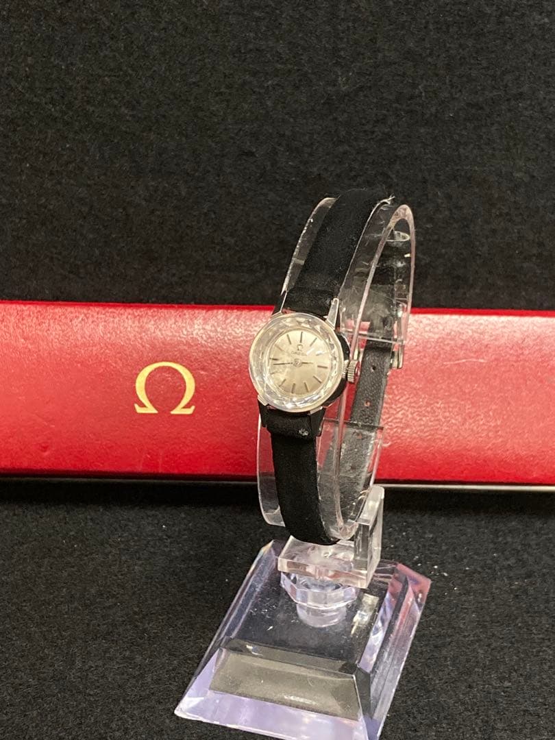 オメガ OMEGA カットガラス 手巻き シルバー 2針 腕時計