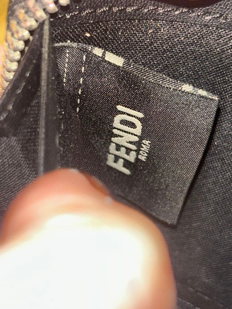 FERDI 幾何学模様 長財布 グレー/黒/黄色