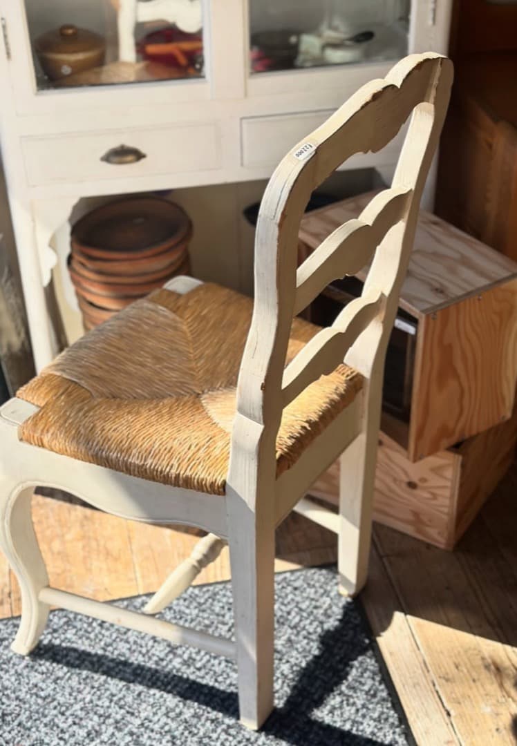 France Country Corner社製 アンティーク調 ダイニングチェア