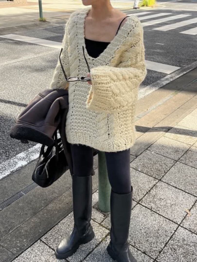 efu HAND CABLE KNIT アイボリー