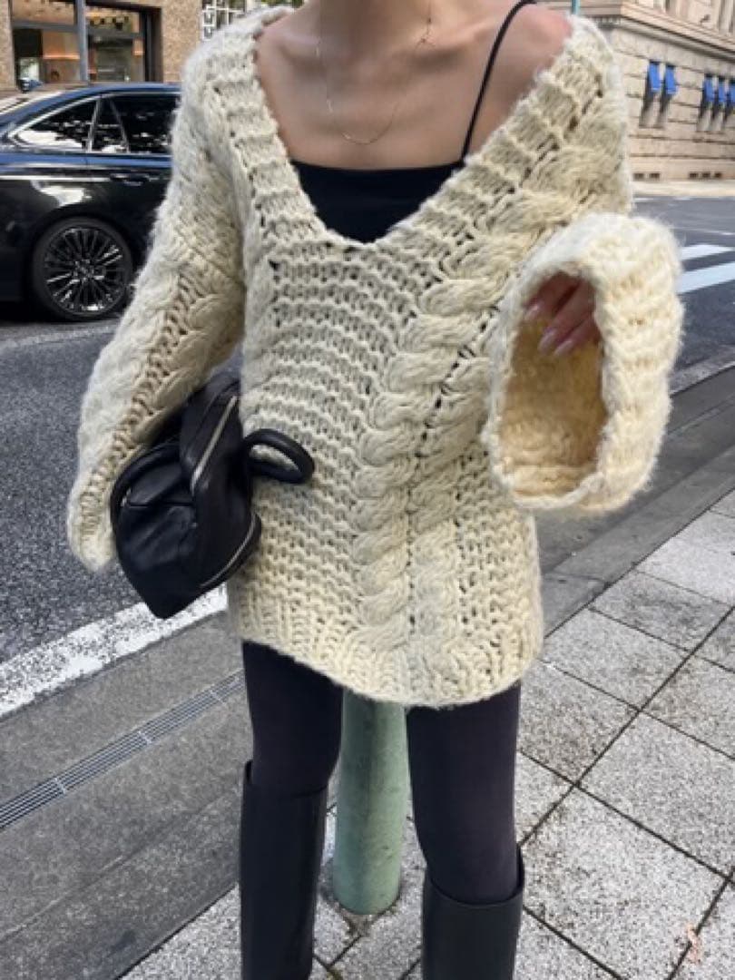 efu HAND CABLE KNIT アイボリー