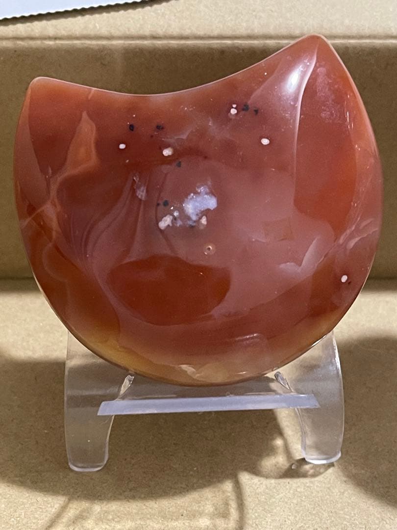 ブラジル産　天然石 トレジャーメノウ瑪瑙と天然石 緑幽霊ファントム水晶手彫り