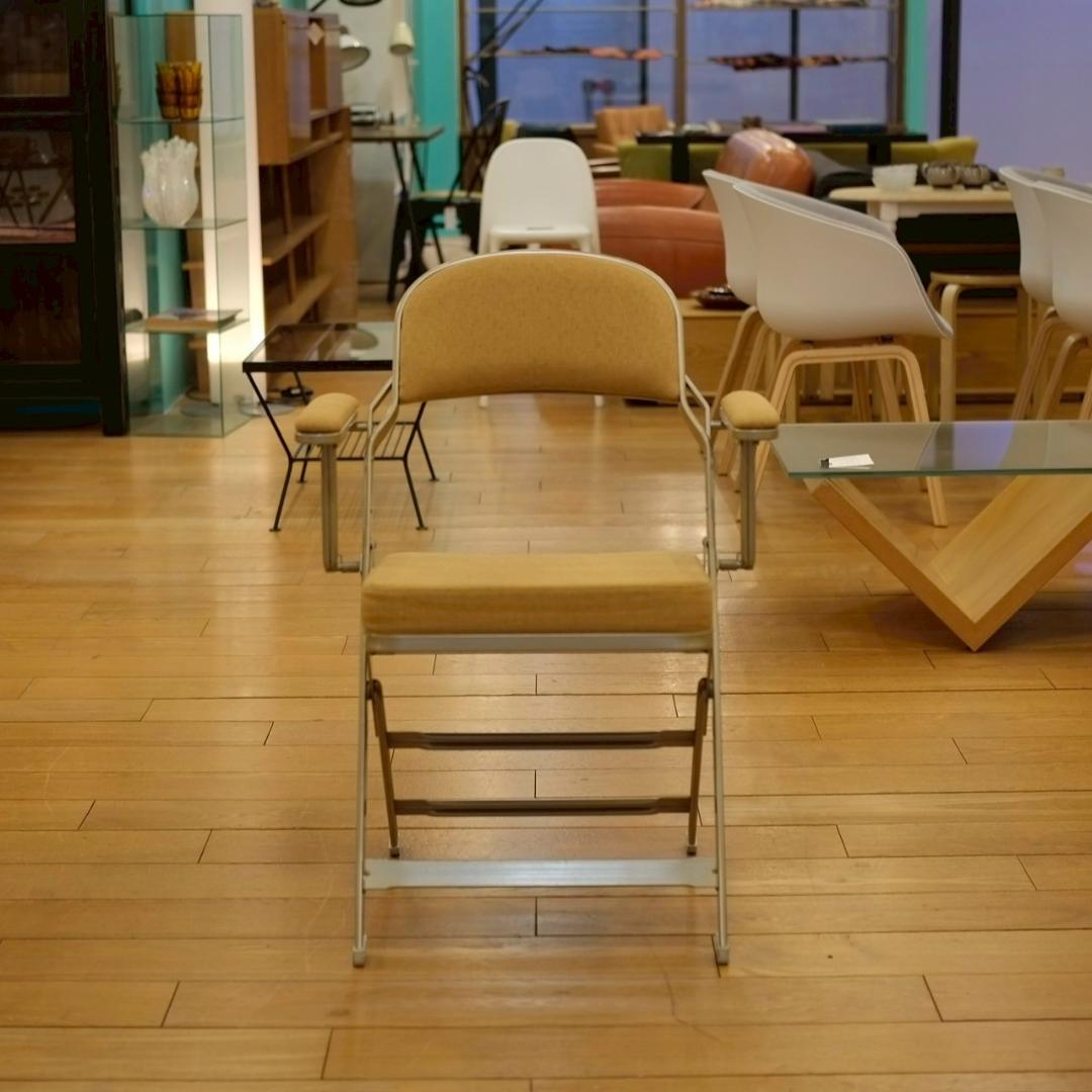 クラリン社 フォールディングチェア パシフィックファニチャーサービス