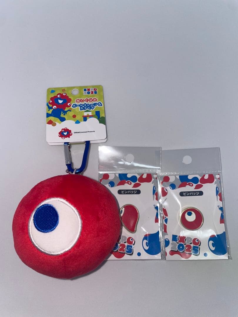 コミャク　3点セット　ボールチェーン　カラビナ　 ピンバッジ　万博