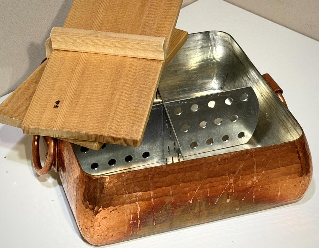 京都錦有次製　銅製仕切り付きおでん鍋　木製蓋付き