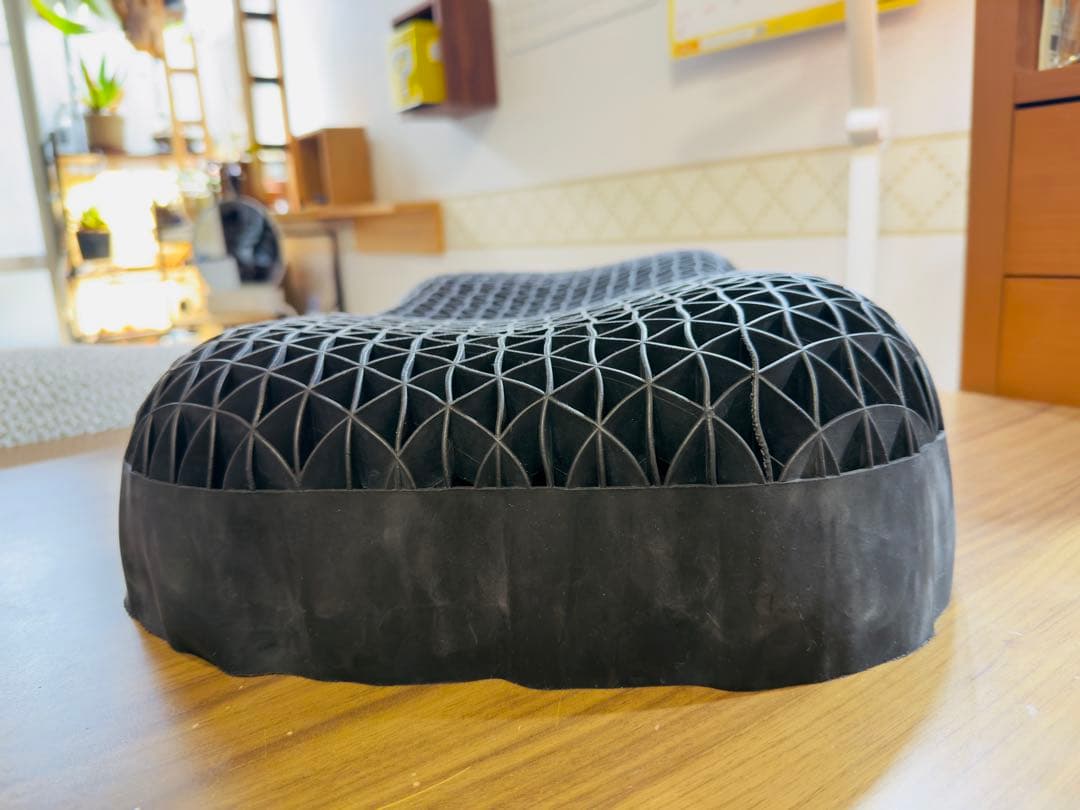 美品★定価2.2万】ヒツジのいらない枕　極柔【最上ビッグモデル】ブラックレーベル