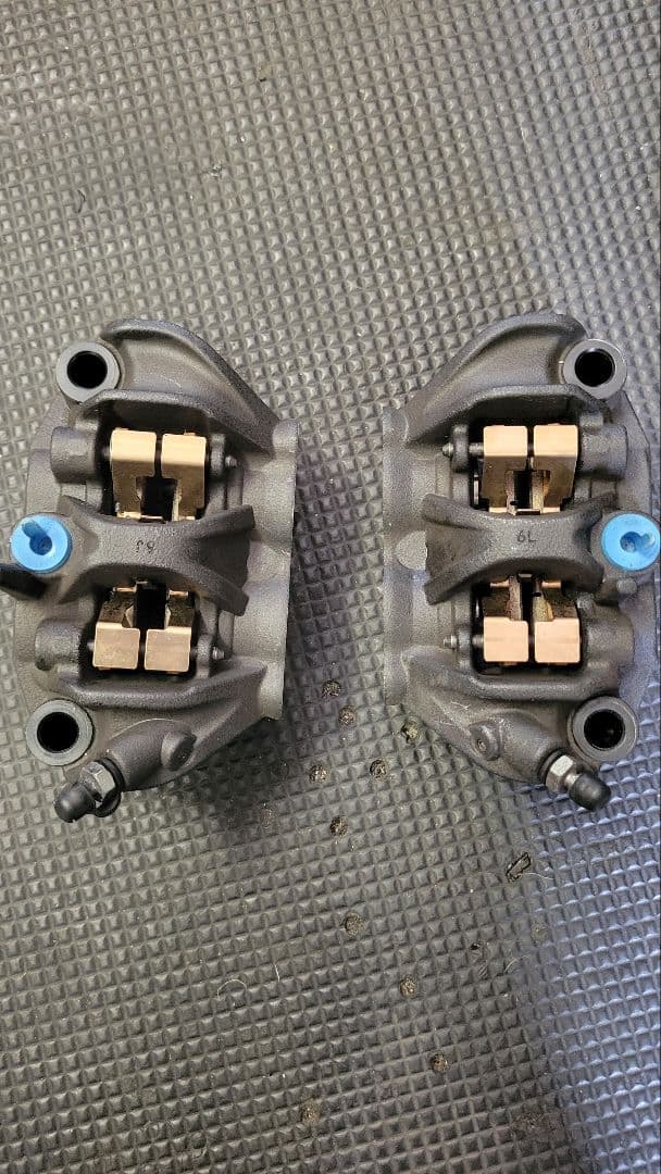 Kawasaki ブレーキキャリパー 2個セット　ラジアルマウント　108mm