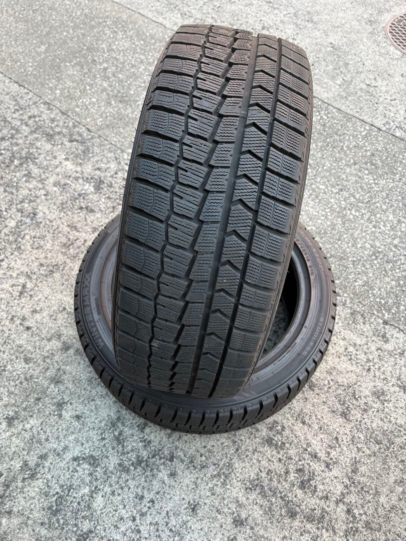 ダンロップ　225/45R18 冬タイヤ2本セットスタッドレス　2022年製造