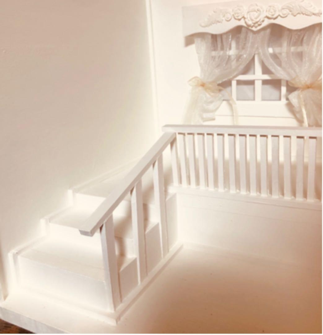 ♡milk♡　プチブライス、オビツ用　中二階建てホワイトハウス