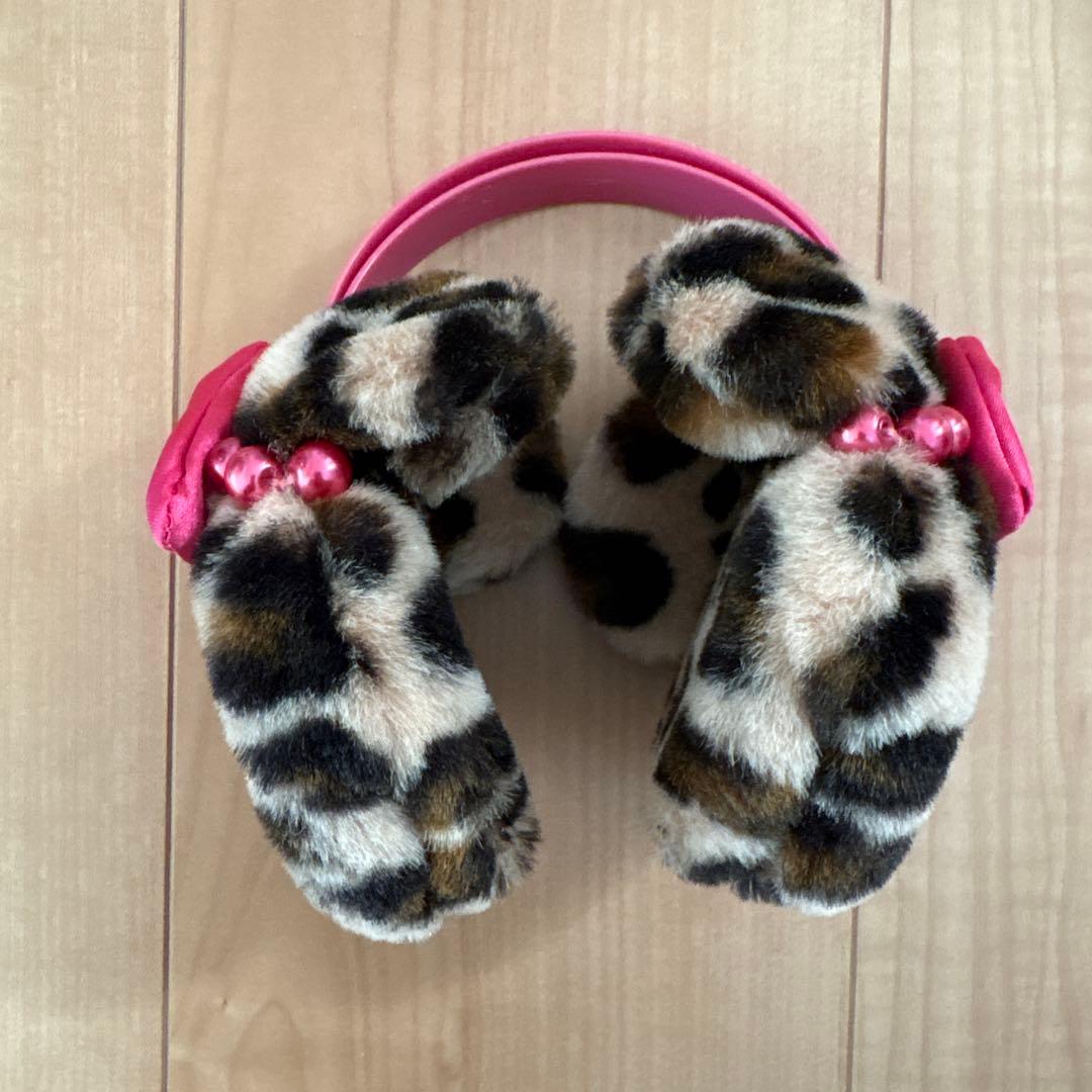 東京ディズニーリゾート　ヒョウ柄イヤーマフ　豹柄　ピンクリボン　耳あて