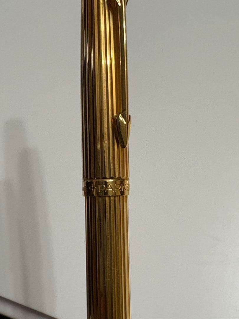 Parkerのゴールドの万年筆とボールペン