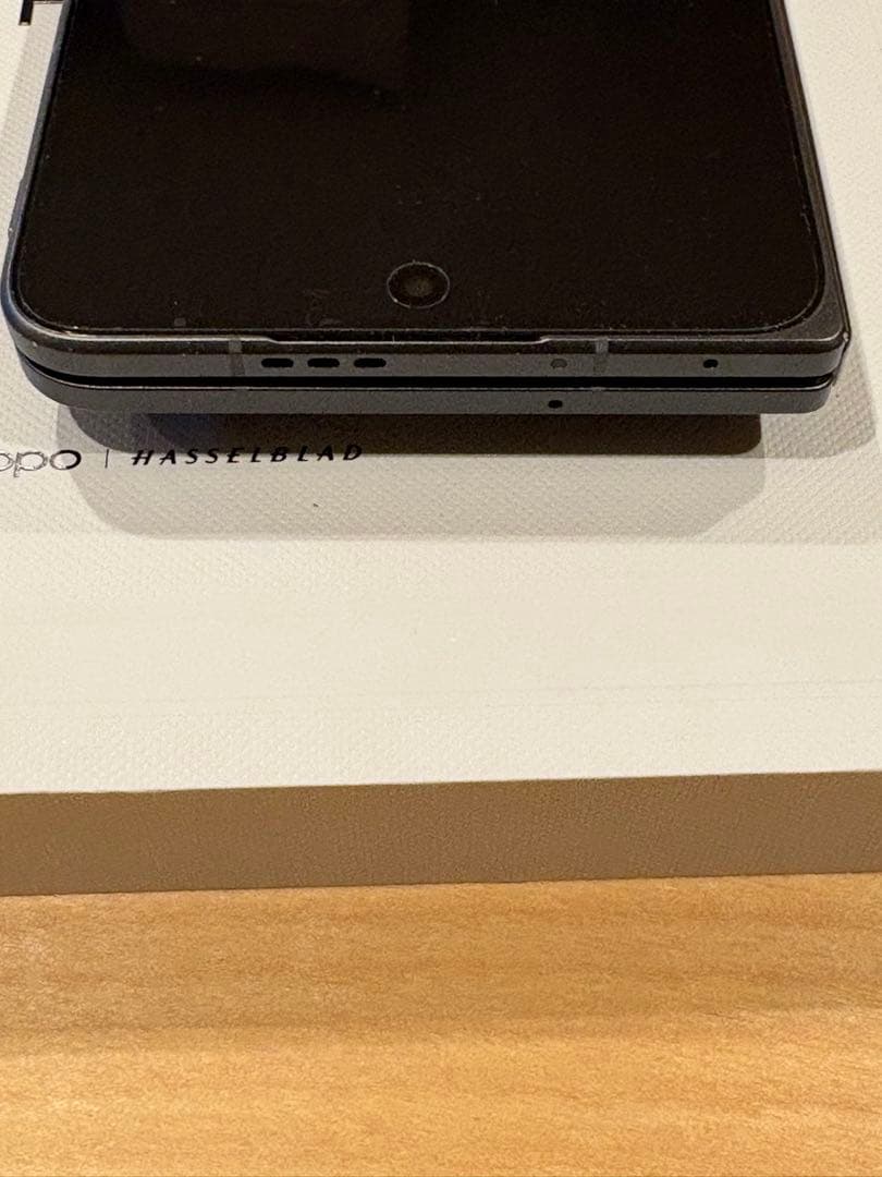 【極美品】OPPO Find N5 16GB+512GB ブラック