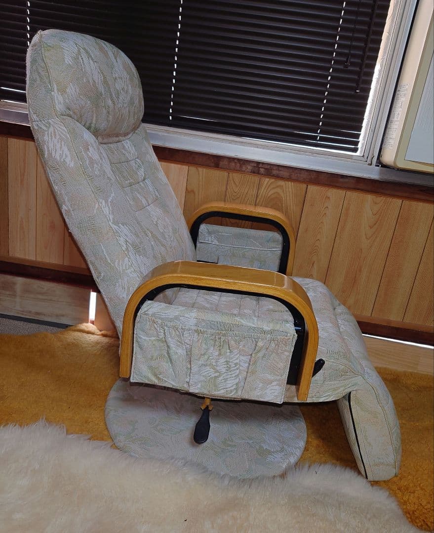 リクライニングアームチェア フットレスト 回転椅子 イス いす chair