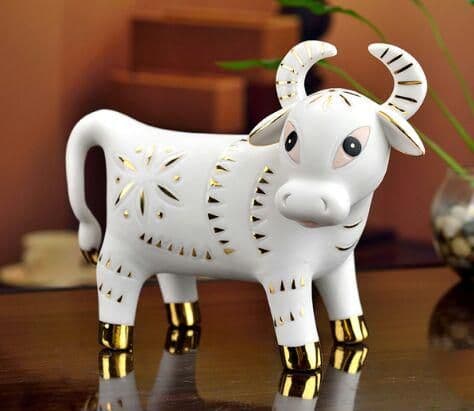 陶磁器 手描き 置物  うし