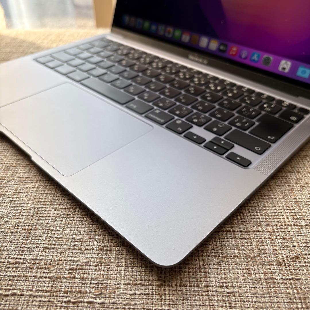 MacBook本体 Apple MacBook Air M1 MGN63J/A