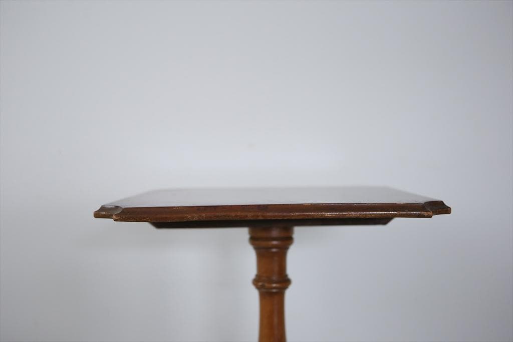 英国アンティーク木製サイドテーブルj/オケージョナル/作業机/飾り棚91-206