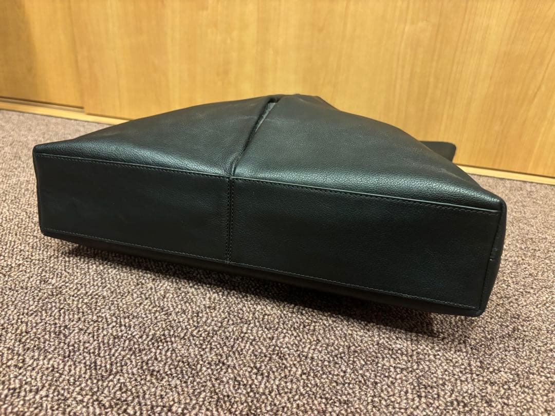 COACH コーチ　レザー2waxトートバック　ビジネスバック　黒　1