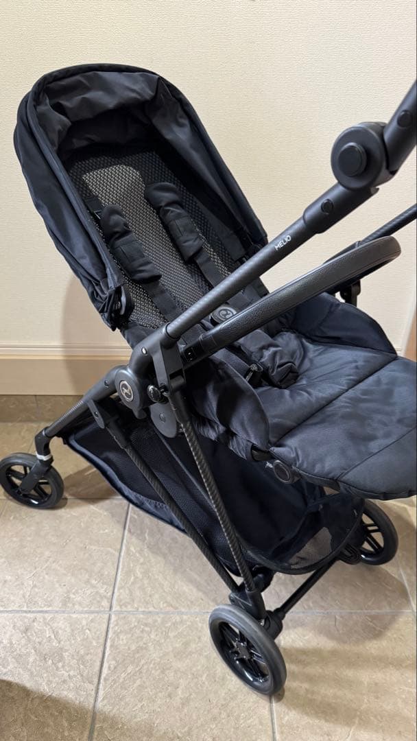 【美品】サイベックス　ベビーカー　メリオ　カーボン　ブラック