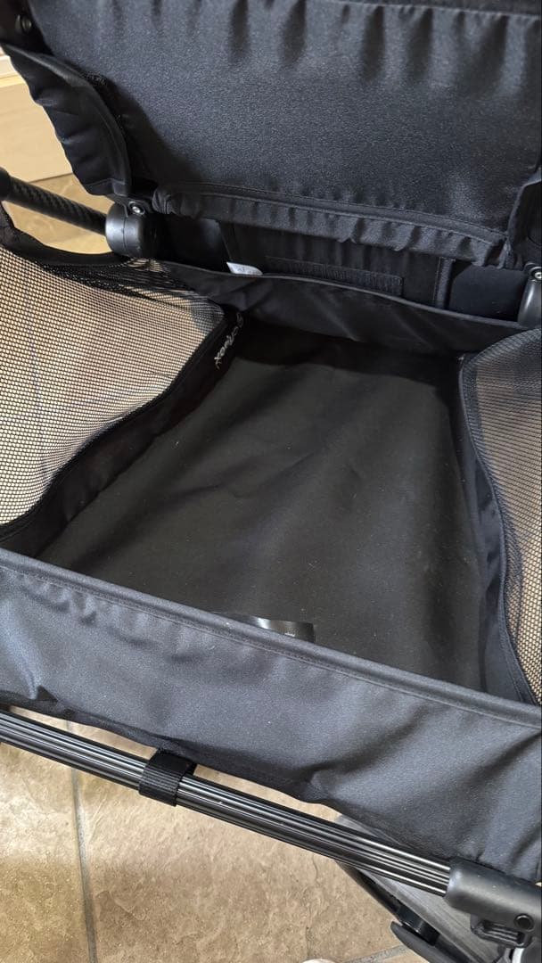 【美品】サイベックス　ベビーカー　メリオ　カーボン　ブラック