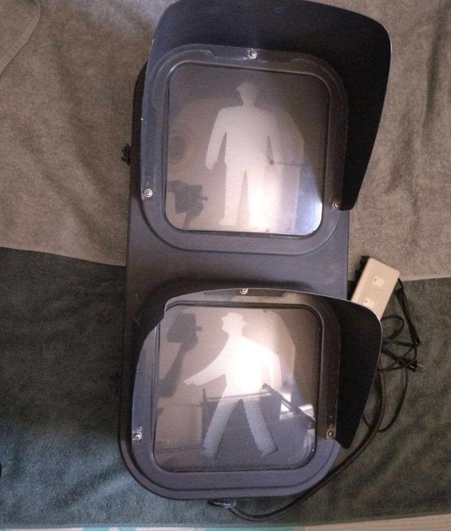 小糸工業歩行者用信号機LED