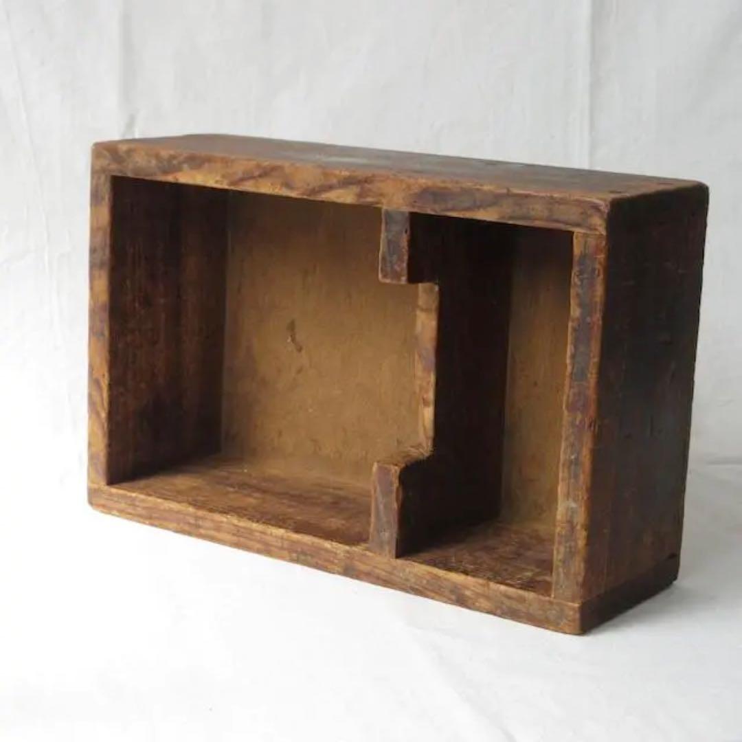 アンティーク　間仕切りのある道具箱 小物入れ 本棚 ヴィンテージ 古道具 民藝