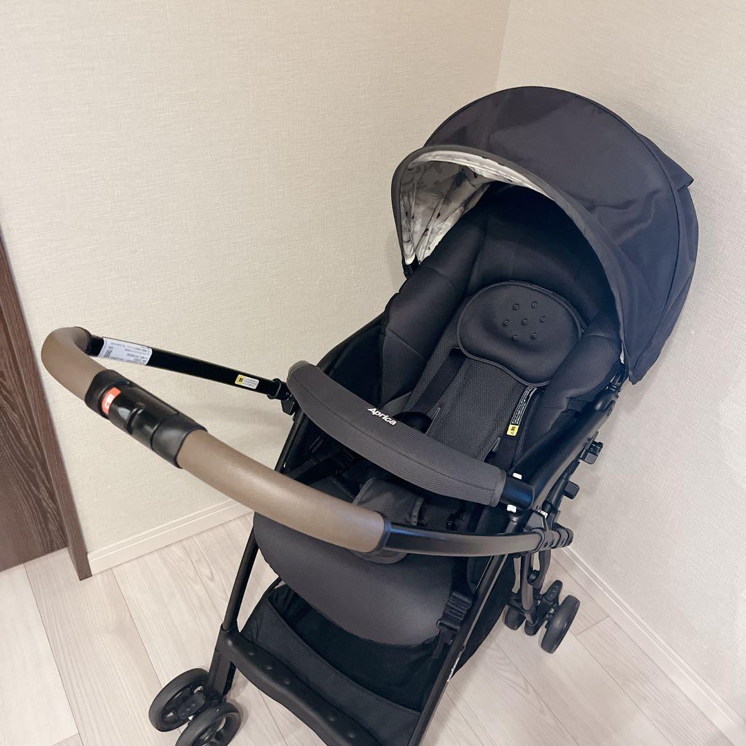 美品 Aprica カルーンエアー メッシュ 超軽量 両対面 人気 生後1ヶ月