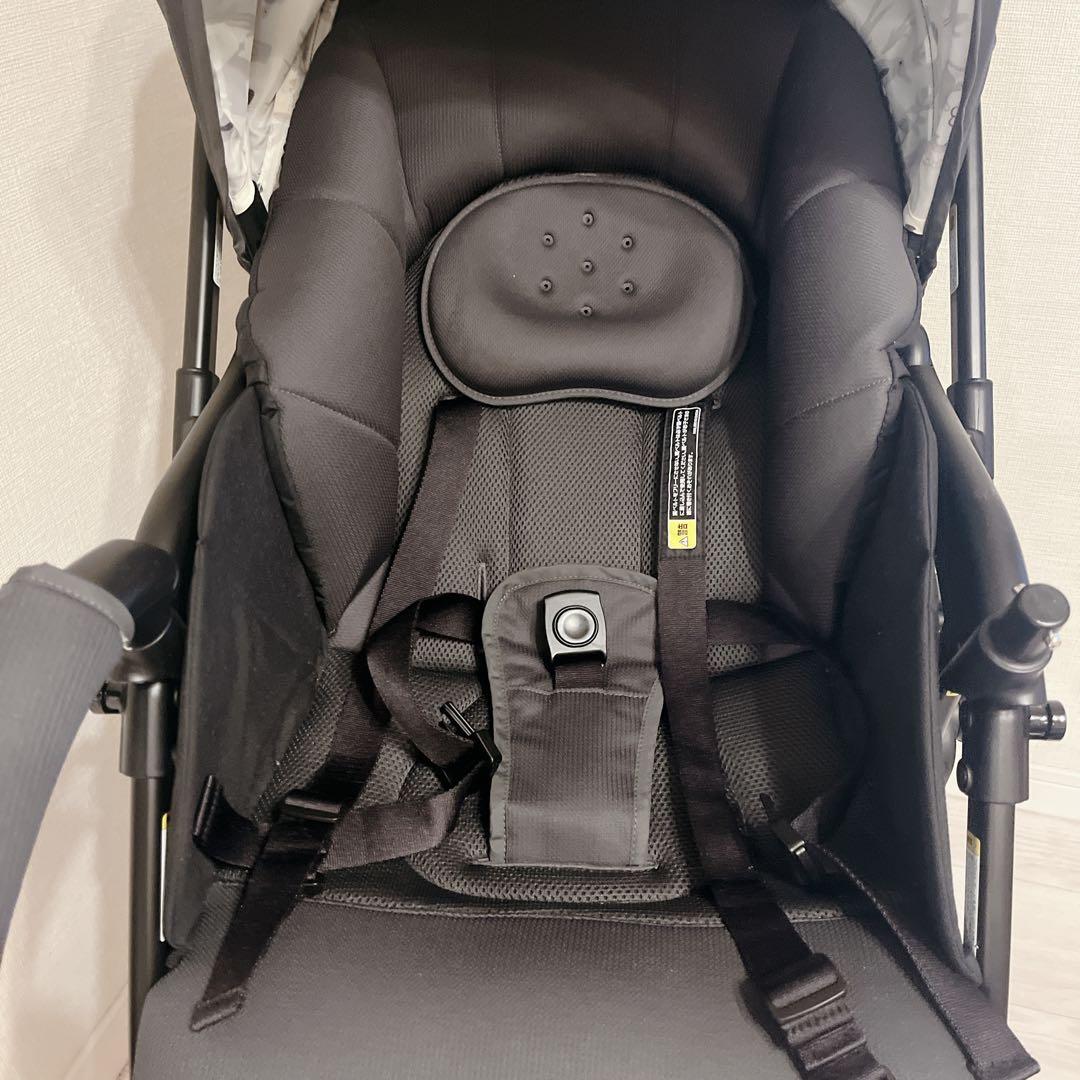 美品 Aprica カルーンエアー メッシュ 超軽量 両対面 人気 生後1ヶ月