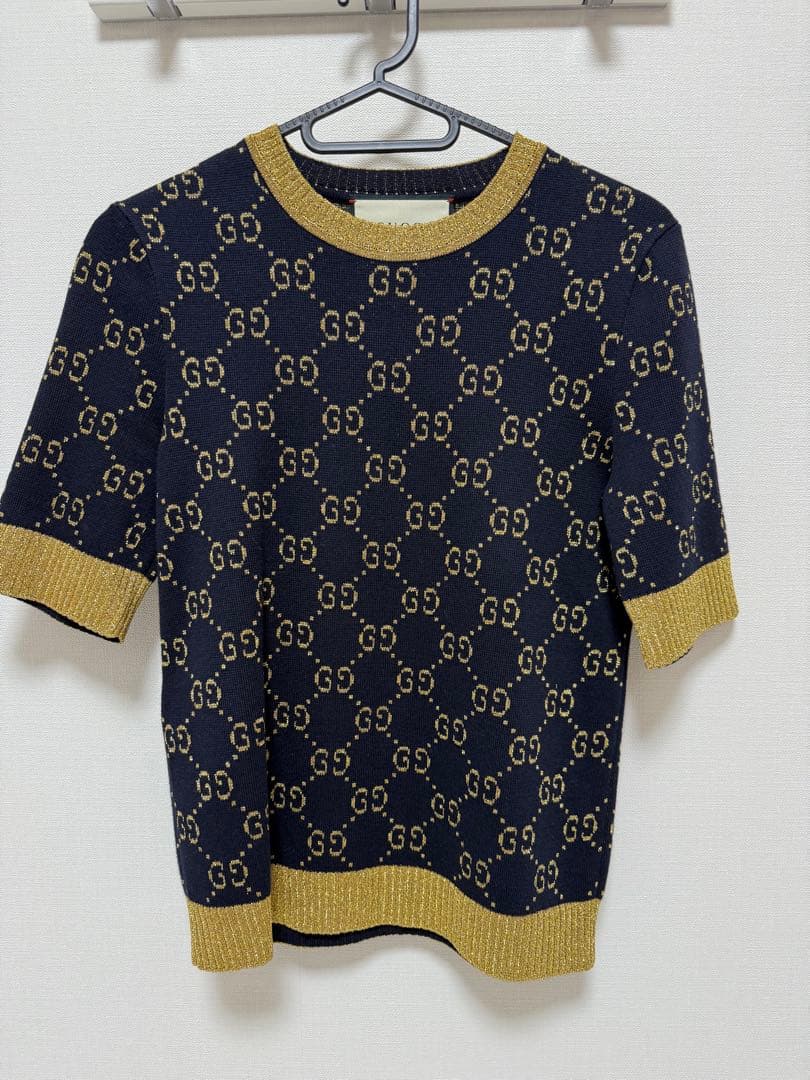 GUCCI トップス　未使用　XS