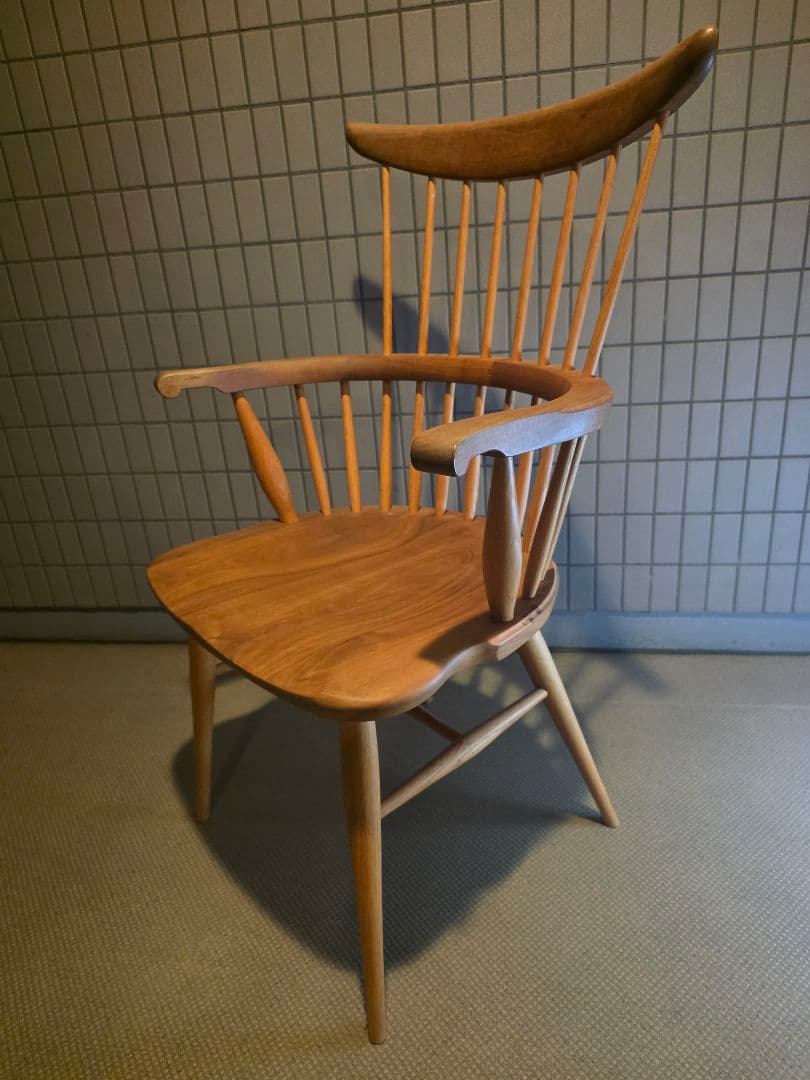 高山ウッドワークス　コームバックアームチェア/ダイニングチェア