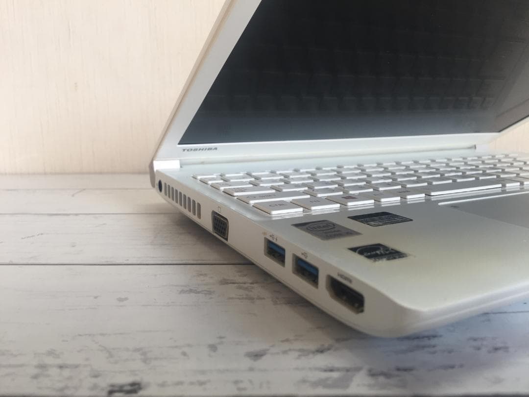 東芝 dynabook R73 13.3型/1000G/Office/win11