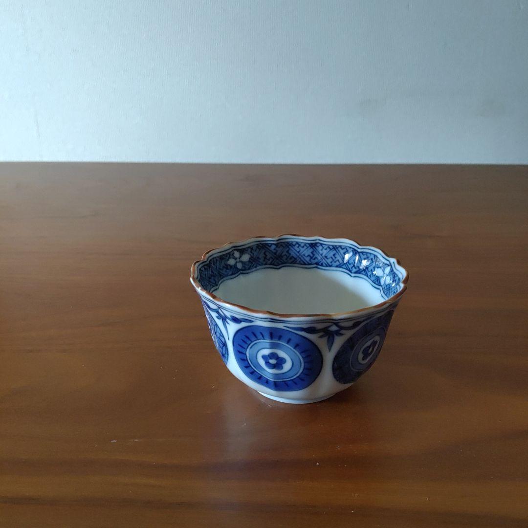 有田焼　丸紋小鉢　花丸紋小鉢　器　小付　迎春用品　翔山窯　波佐見焼