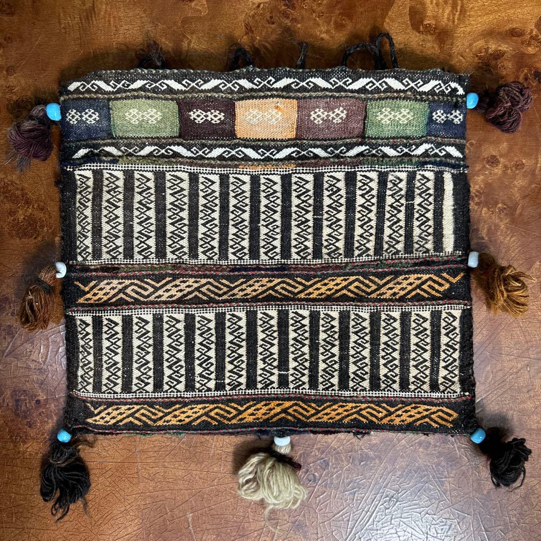 とても古い ホリジンバッグ　ヴィンテージ アンティークキリム トライブルラグ