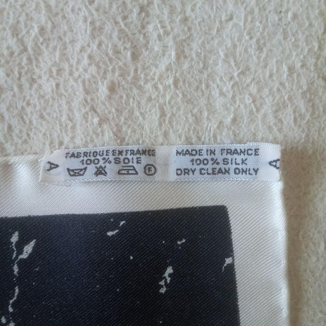 エルメス スカーフ カレ90 東洋の石と西洋の石細工