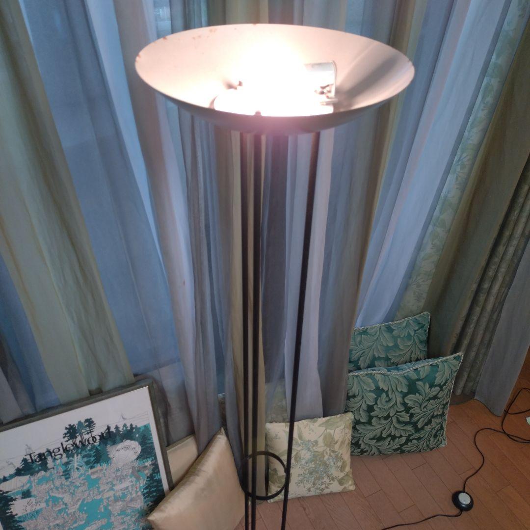 フロアスタンド フロアランプ フロアライト IDC 大塚家具 モダン 黒 銀