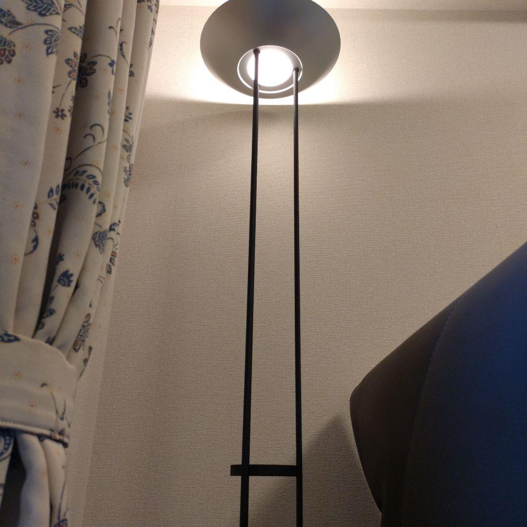 フロアスタンド フロアランプ フロアライト IDC 大塚家具 モダン 黒 銀