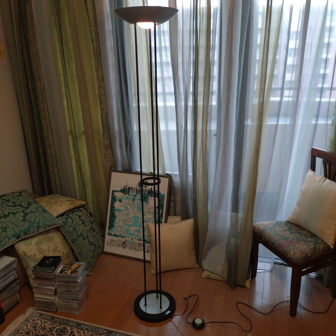 フロアスタンド フロアランプ フロアライト IDC 大塚家具 モダン 黒 銀