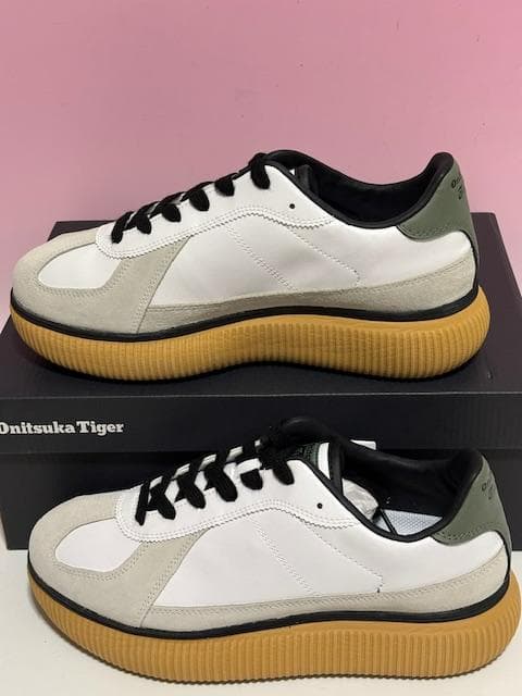 Onitsuka Tiger スニーカー DELECITY 27.5cm 新品