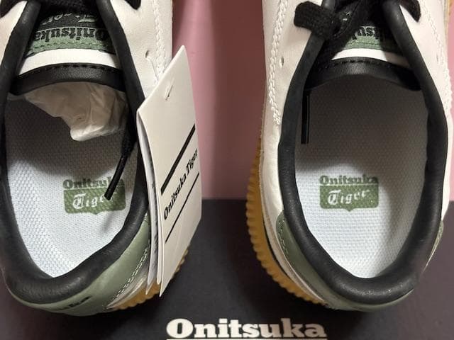 Onitsuka Tiger スニーカー DELECITY 27.5cm 新品