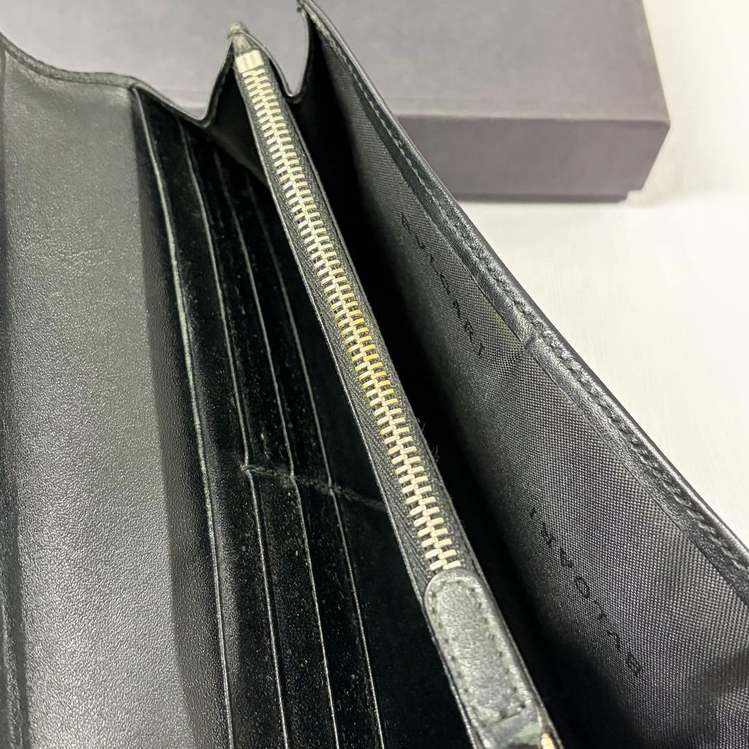 新品同様‼️ ブルガリ　BVLGARI 財布　二つ折り　長財布　ウィークエンド