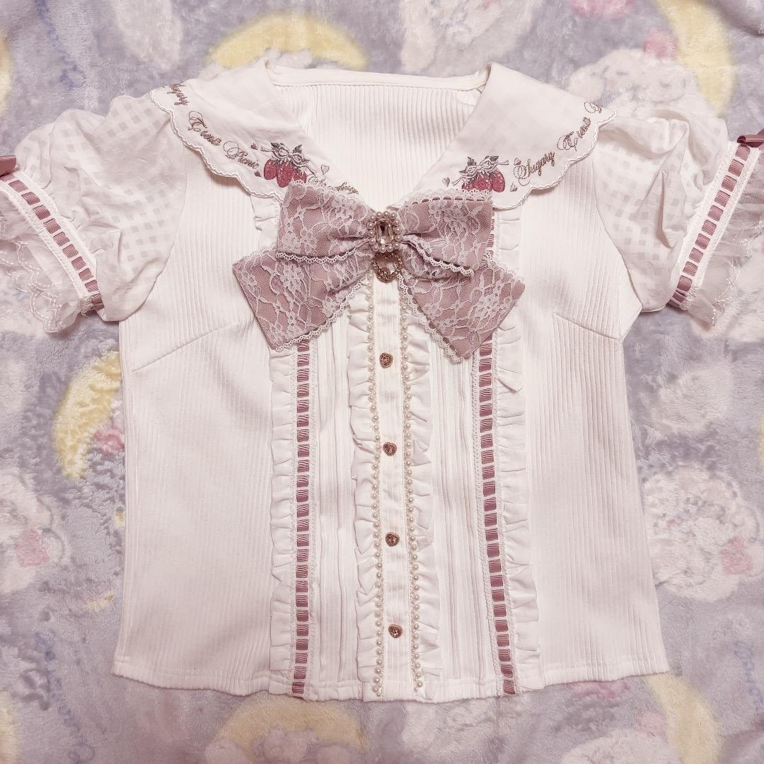 ♥ LIZ LISA ♥【ストロベリー刺繍セーラーリブブラウス】トップス