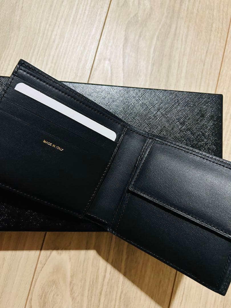 Paul Smith 二つ折り財布 ブラック ストライプ　新品未使用