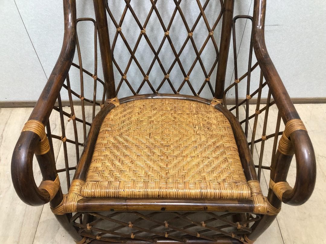古家具 　籐ラタンフレーム アームチェア ラタンチェア 椅子 イス　250226