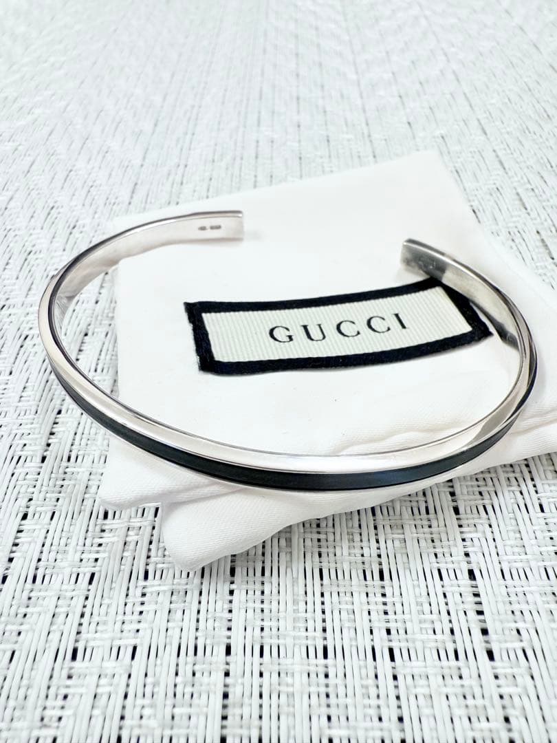グッチ　バングル　ブレスレット　表記サイズ　21 G ロゴ シルバー 925