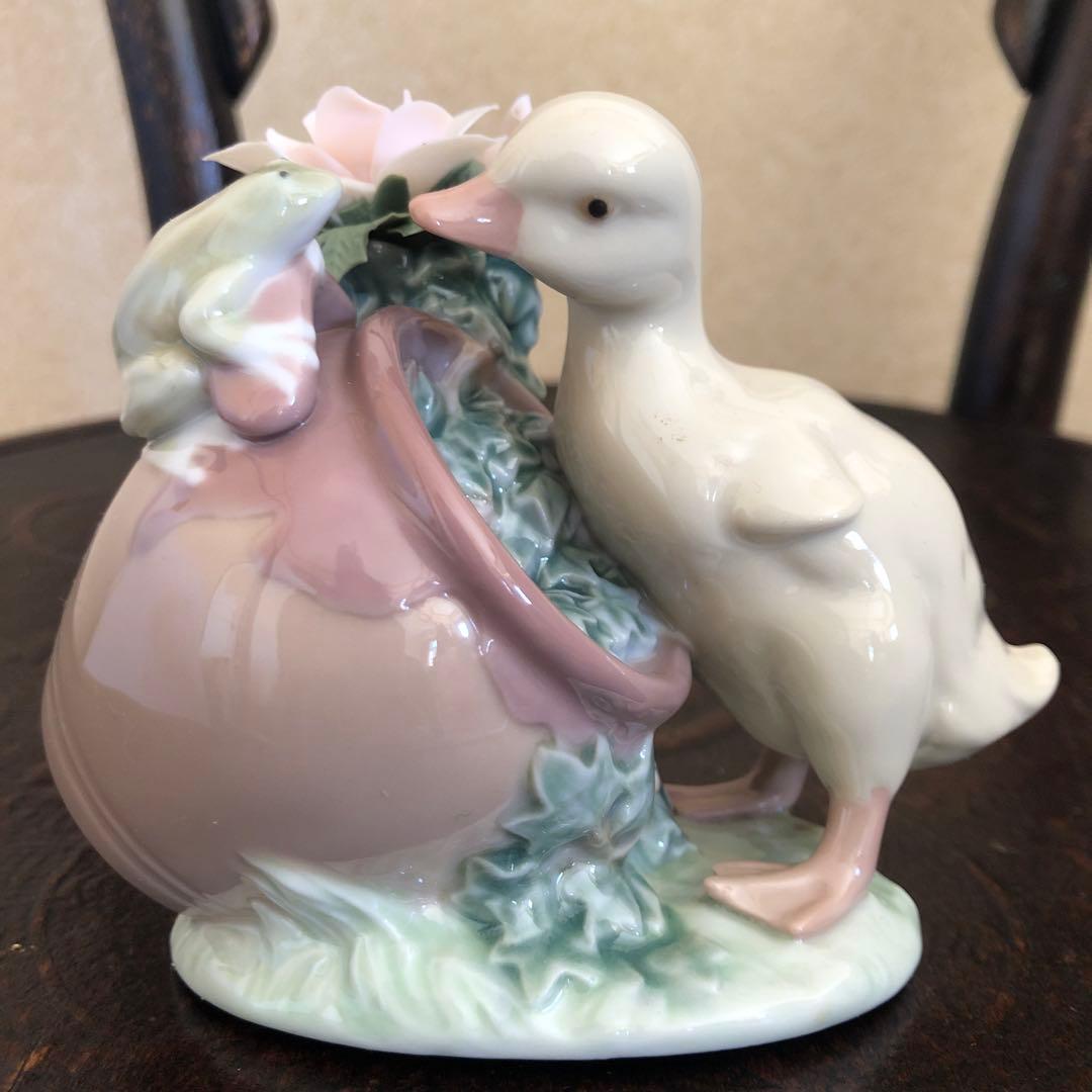 リアドロ　アヒルと花とカエル