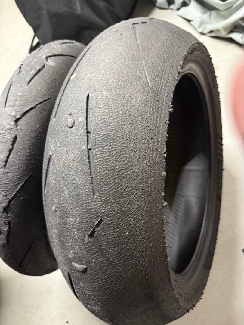 ピレリスーパーコルサV4SC1前後